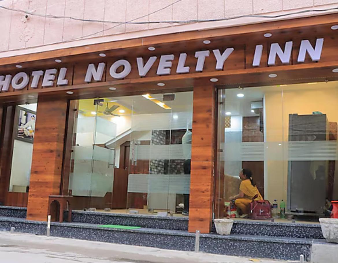 Hotel Novelty Inn Amritsar Exterior foto